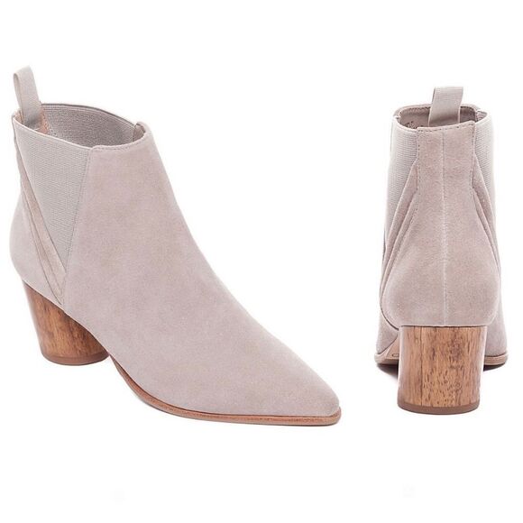 Bernardo Ferris Suede Pointed Toe Bootie Beige Size 9.5 - Picture 12 of 12